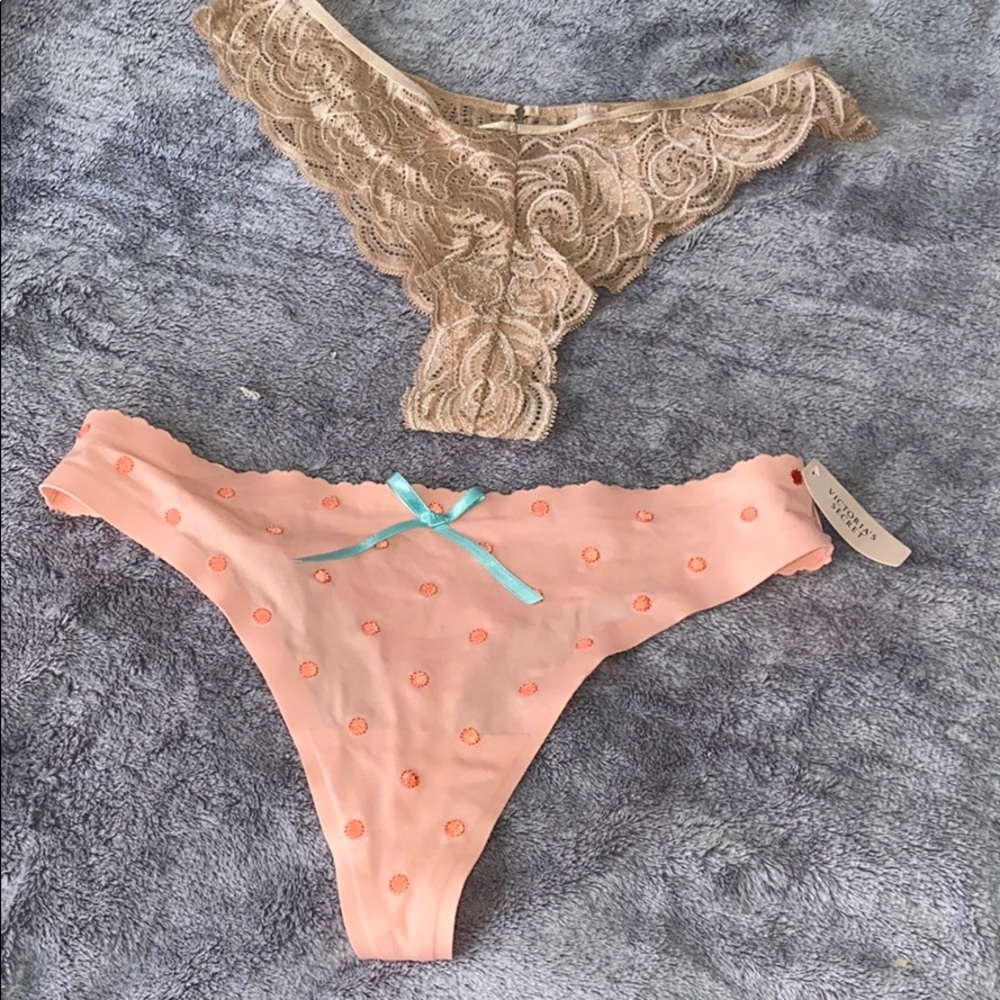 ❗️NWT❗️Victoria’s Secret 2 Thong Bundle - Picture 2 of 8